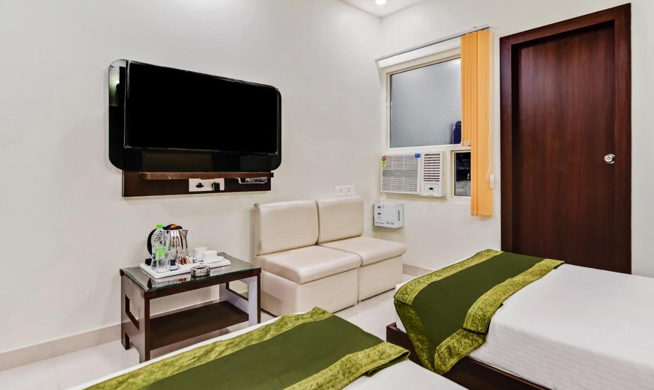 Hotel Treebo Resto- Near Lucknow Railway Station Zewnętrze zdjęcie