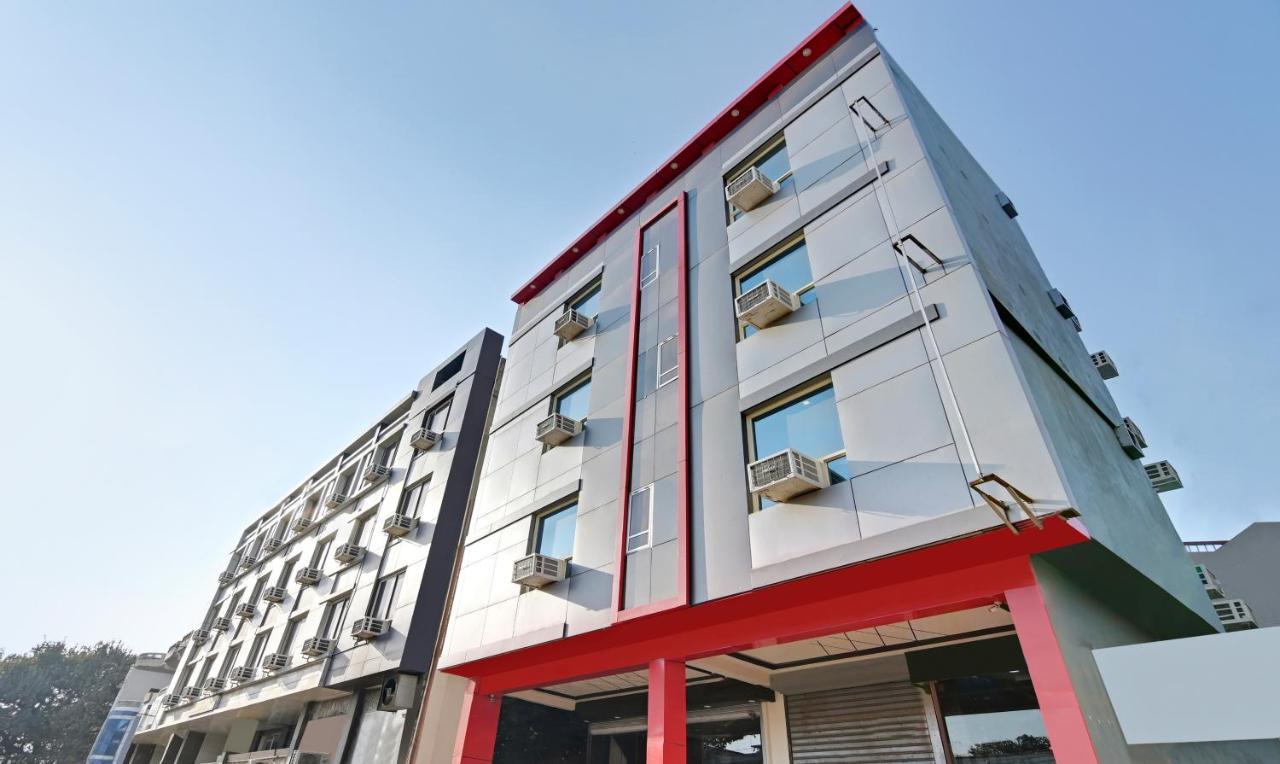 Hotel Treebo Resto- Near Lucknow Railway Station Zewnętrze zdjęcie